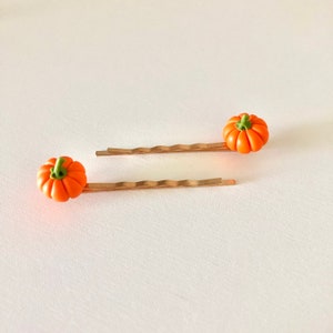 Pumpkin hair pins, fall Halloween hair clip barrettes