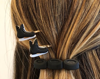 Hockey lover hair clip set, gift for hockey mom or hockey girlfriend, hockey puck and skate barrettes