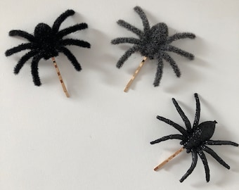 Spider handmade hair pin, creepy Halloween hair clip barrette