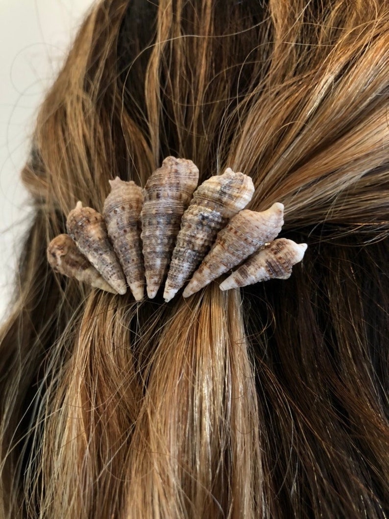 Mermaidcore seashell hair clip barrette for a beach lover mermaid image 2