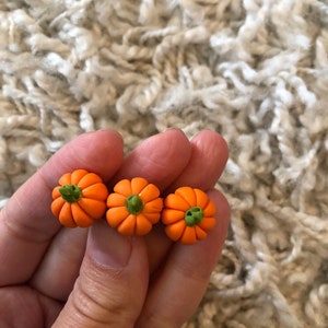 Mini pumpkin hair clip barrette, handmade fall Halloween hair clip french barrette image 4