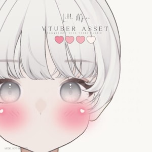 Puede incluir: Una ilustración digital de una cabeza de personaje con cabello blanco corto, ojos grandes de color gris y un rubor rosa prominente en las mejillas. La imagen incluye el texto Little Moon, VTUBER ASSET, Compatible with Vtube Studio y cuatro corazones.