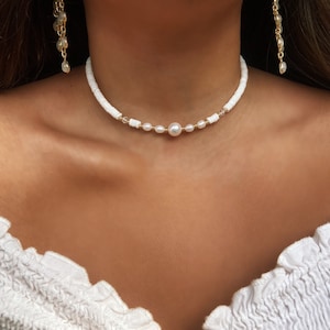 Halsband med naturlig sötvattenspärla i 24K guld/silver i AAA-kvalitet med Pukka-skal - fina smycken/ mattbeständigt/ bohemiskt/ minimalistiskt/ bröllop