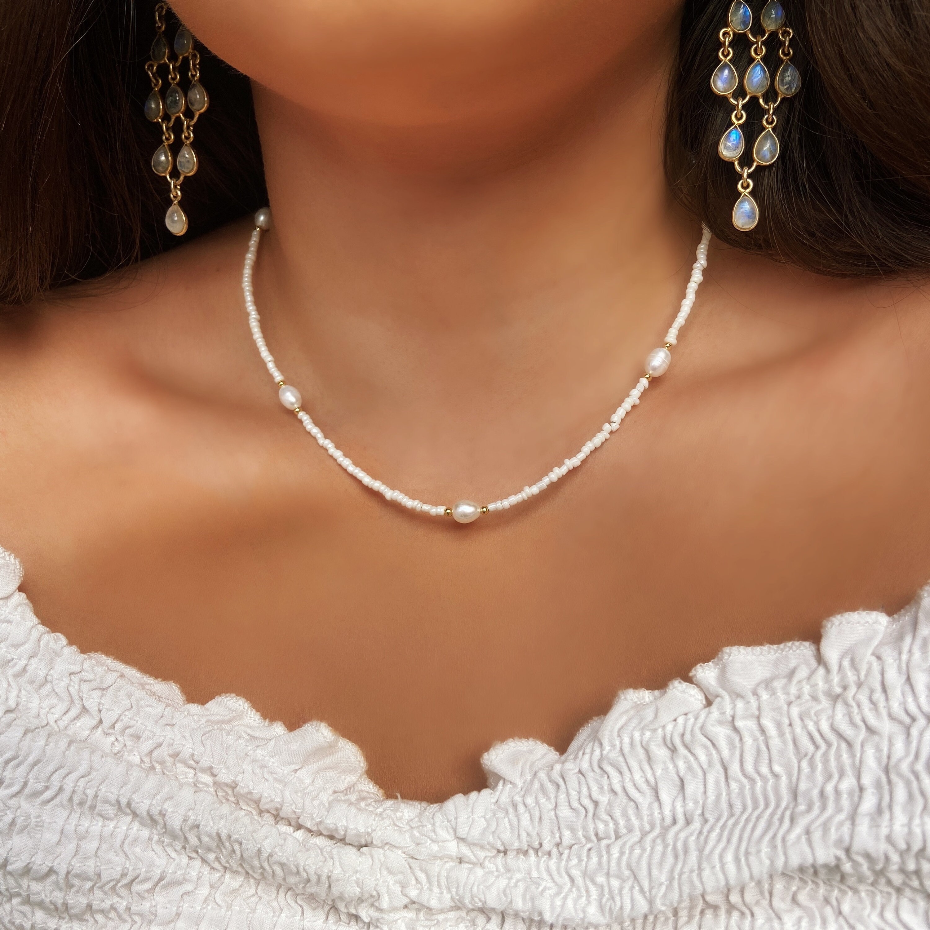 24K Gold Pearlescent White Seed Bead Necklace With Freshwater Pearl ...
