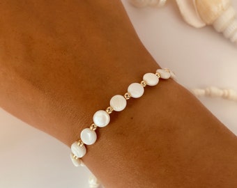 White Mother of Pearl 24K Gold Beaded Bracelet With Adjustable Extender Chain - Tarnish Resistant - Boho/ mermaid core/ wedding/ bridal