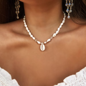 Natural White Conch Shell 24K Gold / Silver Necklace With Cowrie Shell Pendant With  Adjustable Extender Chain - Beachy/ bohemian/ holiday