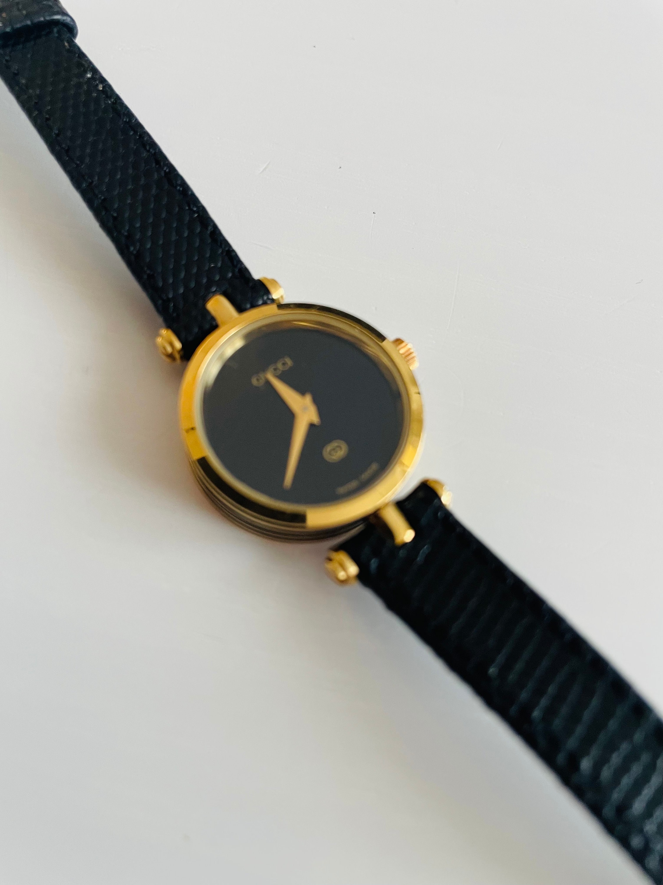 時計 vintage OLD GUCCI analog watch Vintage Original Women Watch Gucci 1990s - Etsy