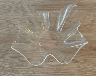 Vintage Acrylic Vase Bowl Mid Century Modern Lucite Clear Ripple Folding Effect 70s