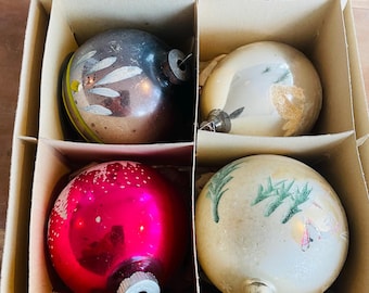 RARE! 43 Vintage Antique 1970's German Deep Star Indent Christmas