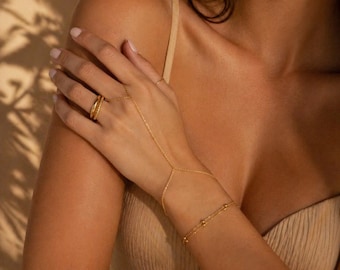 Gold Hand Chain Bracelet, Dainty Hand Chain Bracelet, Finger Hand Chain, Bridal Hand Chain, Beaded Hand Chain, Adjustable Handchain