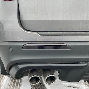Rear Reflector Tint Set Fits: 20-23 Explorer