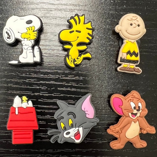 Retro Cartoon Croc Charms | Peanuts Croc Charms | Snoopy Charm | Woodstock Jibbi | Tom and Jerry Shoe Charm | Charlie Brown | Shoe Charms