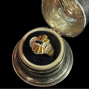 RARO Anel Tanque Art Déco em Ouro Maciço 18k com Diamantes