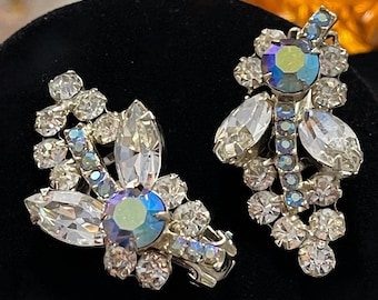 Stunning Vintage Juliana D & E AB Rhinestones Silver Tone Clip-on Earrings