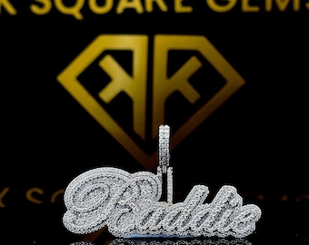 Ciondolo Personalizzato Lettera D Con Moissanite 2 Carati, Argento 925 Placcato Oro Bianco