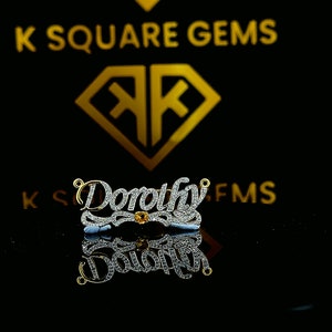 Colgante de placa de identificación personalizada de Moissanite, colgante de nombre Pavé, colgante de nombre de diamante personalizado, colgante de nombre, oro amarillo de 14 k, regalo para ella