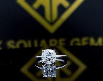 Anello in Moissanite con taglio a cuscino bianco da 1 a 5 ct / Regalo di anniversario solitario in Moissanite per lei / Anello di fidanzamento / Regalo di San Valentino per amore