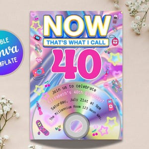 Op de afbeelding: Een kleurrijke uitnodigingssjabloon voor een 40e verjaardagsfeest. Het ontwerp bevat de woorden "NOW That's What I Call 40" in vette letters, met een CD-ROM-afbeelding. De uitnodiging bevat de feestdetails.