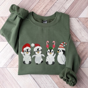 Christmas Sweatshirt penguins, Nature lovers sweatshirt, Penguin Crewneck, Penguin Lover shirt, Penguin Sweater, Cute penguin pullover