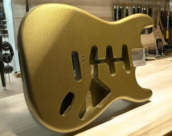 Aztec Gold ST Body Vintage SSS Poly 3 lbs. 9 oz.