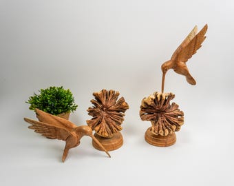 A single Hummingbird on Parasite wood, Hand Carved Wooden Hummingbird Sculpture, Wood Art, Anniversary Gift, Nature Home Decor, Bird Statue.