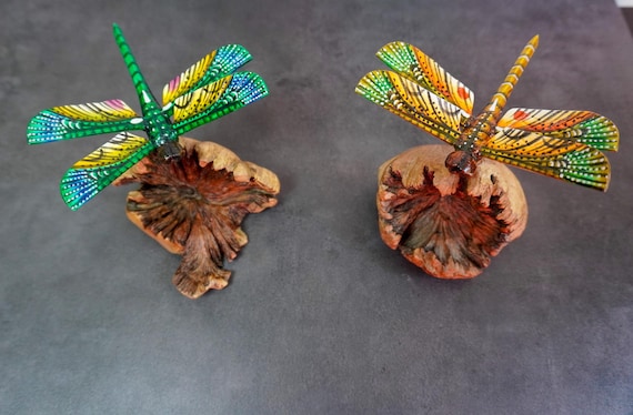 Painted Dragonfly Wooden Statue. Gifts for him. Gifts for her. Colorful Dragonfly Single Sculpture, Painted Dragonfly Statue, Table Decor