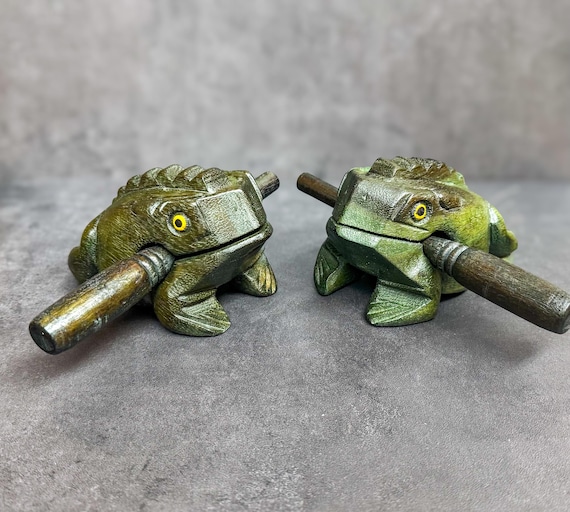 Wooden Green Frog, wood croaking musical frog, wooden toys frog, wooden frog ornament, wooden musical frog, handmade, handmading gift