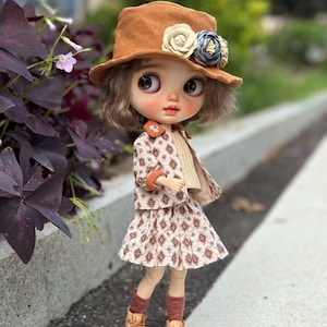 5-Piece Blythe Doll Outfit: Jacket, Skirt, Hat & Socks - Fits OB24/OB22