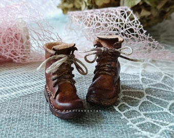 Vintage Coffee Leather Boots for Blythe Doll: Handmade Miniature Shoes