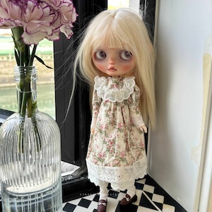 Floral Blythe Doll Dress & Socks: Fits Azone OB24/OB22