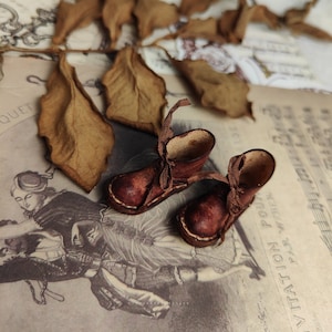 Vintage Brown Leather Blythe Doll Boots: Miniature Shoes (2.9cm)