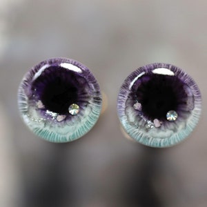 Realistic Blythe Eye Chips: Custom OOAK Doll Eyes with Swarovski Crystal (14mm)