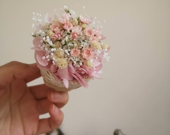 Mini Dried Flower Basket: 1/6 BJD Blythe Dollhouse Decoration