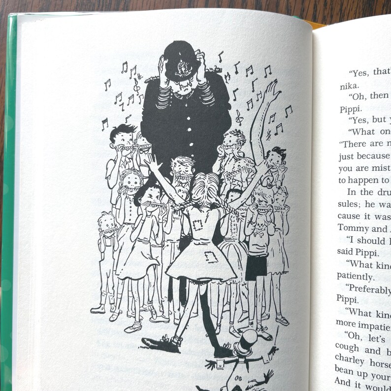 Pippi Longstocking: Pippi Goes on Board, by Astrid Lindgren bild 4