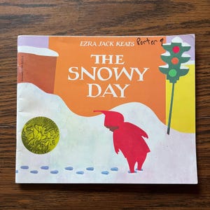 The Snowy Day - Ezra Jack Keats - Classic Children&#39;s Book - Scholastic - Vintage Paperback