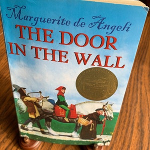 The Door in the Wall - Marguerite de Angeli - Vintage 1977 Newbery Medal - Children's Literature Paperback