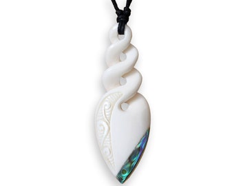 Handmade amulet pendant spiral Maori twist Pikorua design