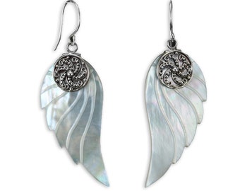 Orecchini da donna in argento 925 con madreperla, design elegante, ali d'angelo