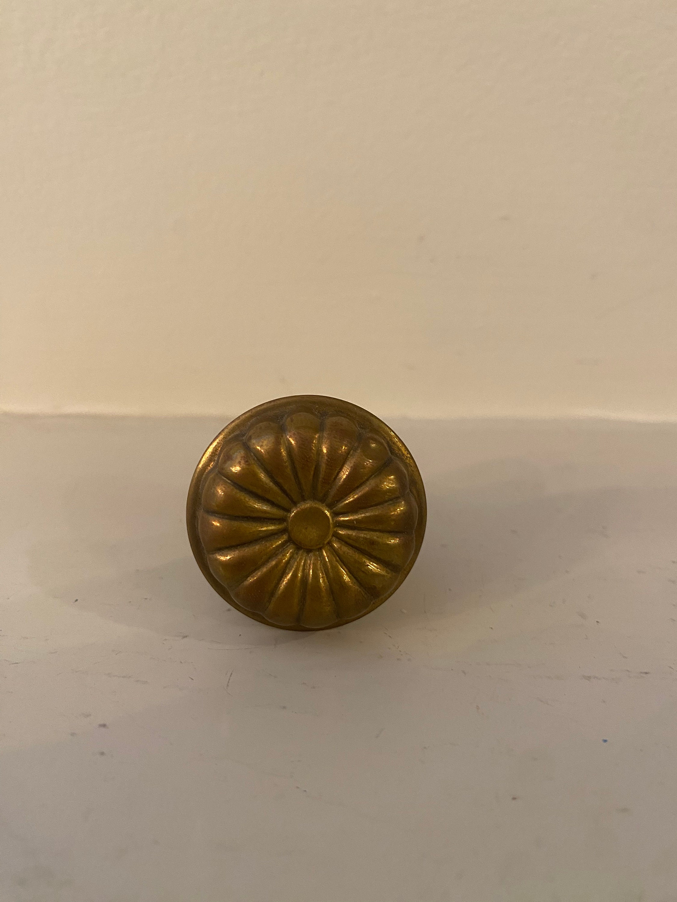 8 Antique Victorian Brass Spool Knobs 8 Split Pin Etsy