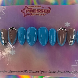 press on nails baby blue spring