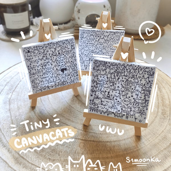 petits CANVACATS sur un stand | mini dessin sur toile | Doodle chat mignon | art kawaii | oeuvre d'art mignonne | mini toile sur pied