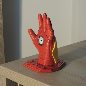 Horloge Repulsor / Fabriquée à partir de plastique PLA organique / Imprimée en 3D