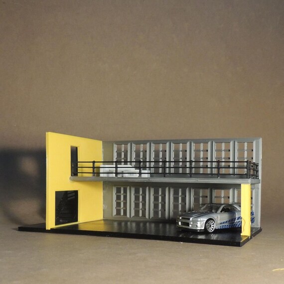 ☆ 1/64 Creative Garage / A P ③ 1:64 Scale - Blue 3 Car Garage with Opened and Closed Garage