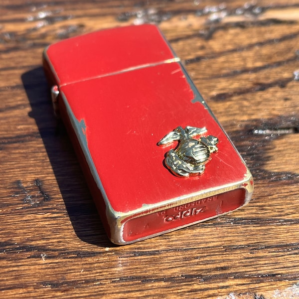 Vintage 1980's Eagle Globe, and Anchor, US Marine Corps Themed Zippo Lighter.