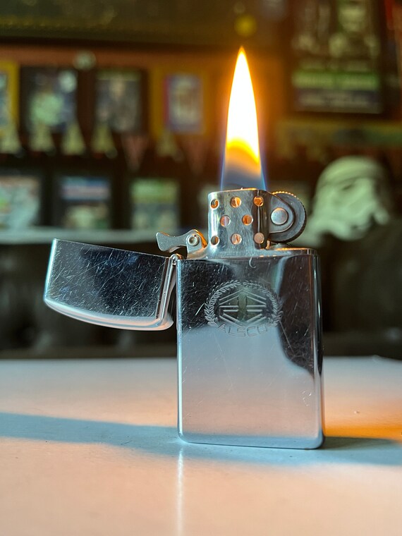 Briquet Zippo Vintage High Polish