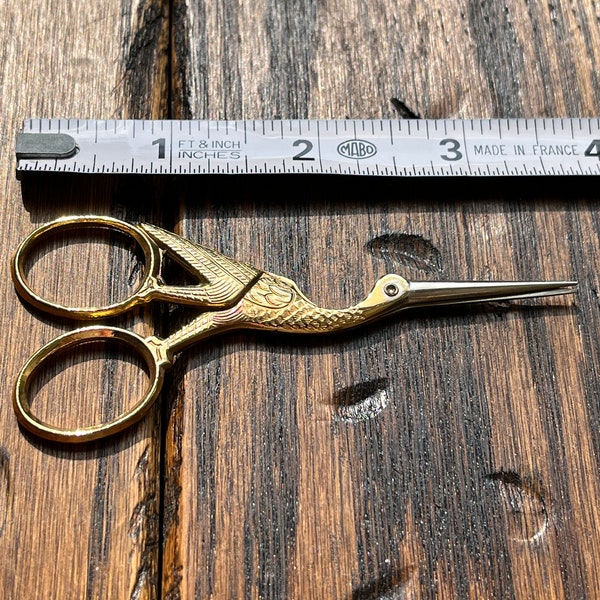 Gold Toned Scissors Pelican/Roadrunner/Stork