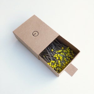 Sewing Pins - Glass Head Pins - Yellow