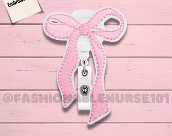Porta badge retrattile con fiocco rosa ricamato