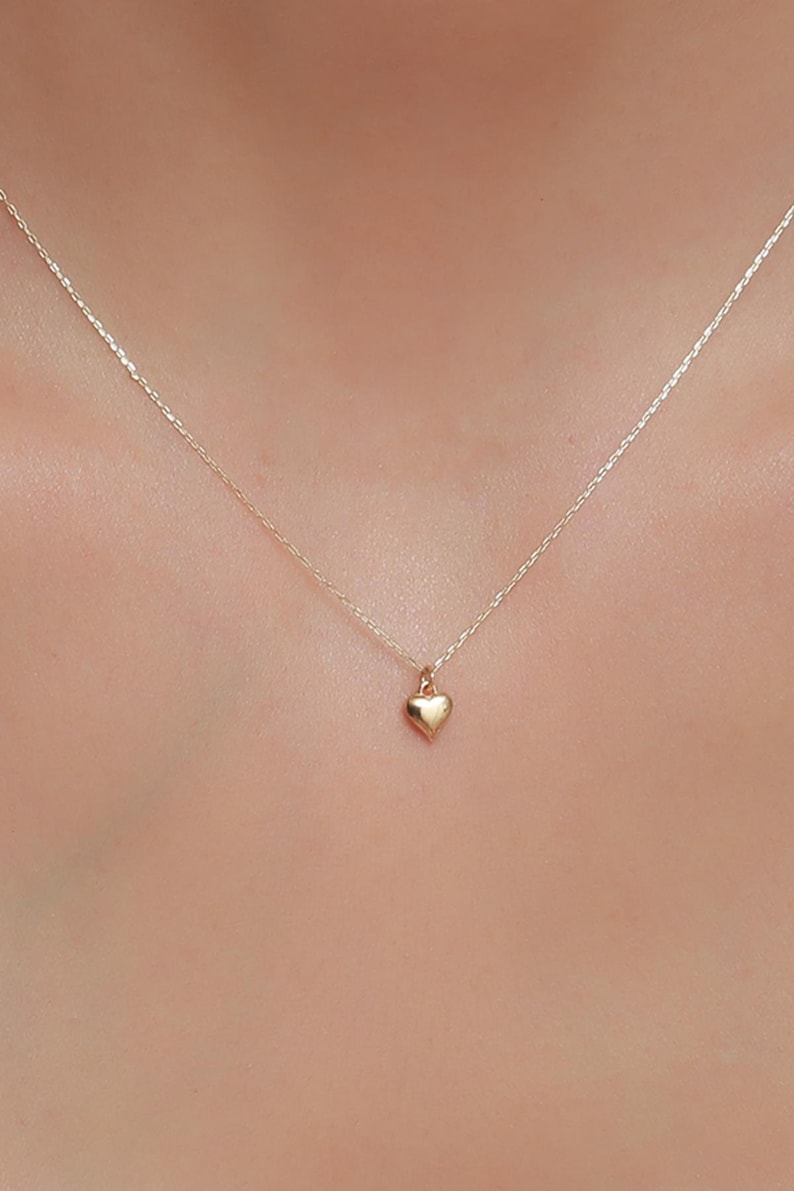 14K Solid Gold Dainty Heart Necklace / Minimalist Design Sacred Heart Pendant Necklace / Valentine's Day Gift for Women /Love Necklace image 6