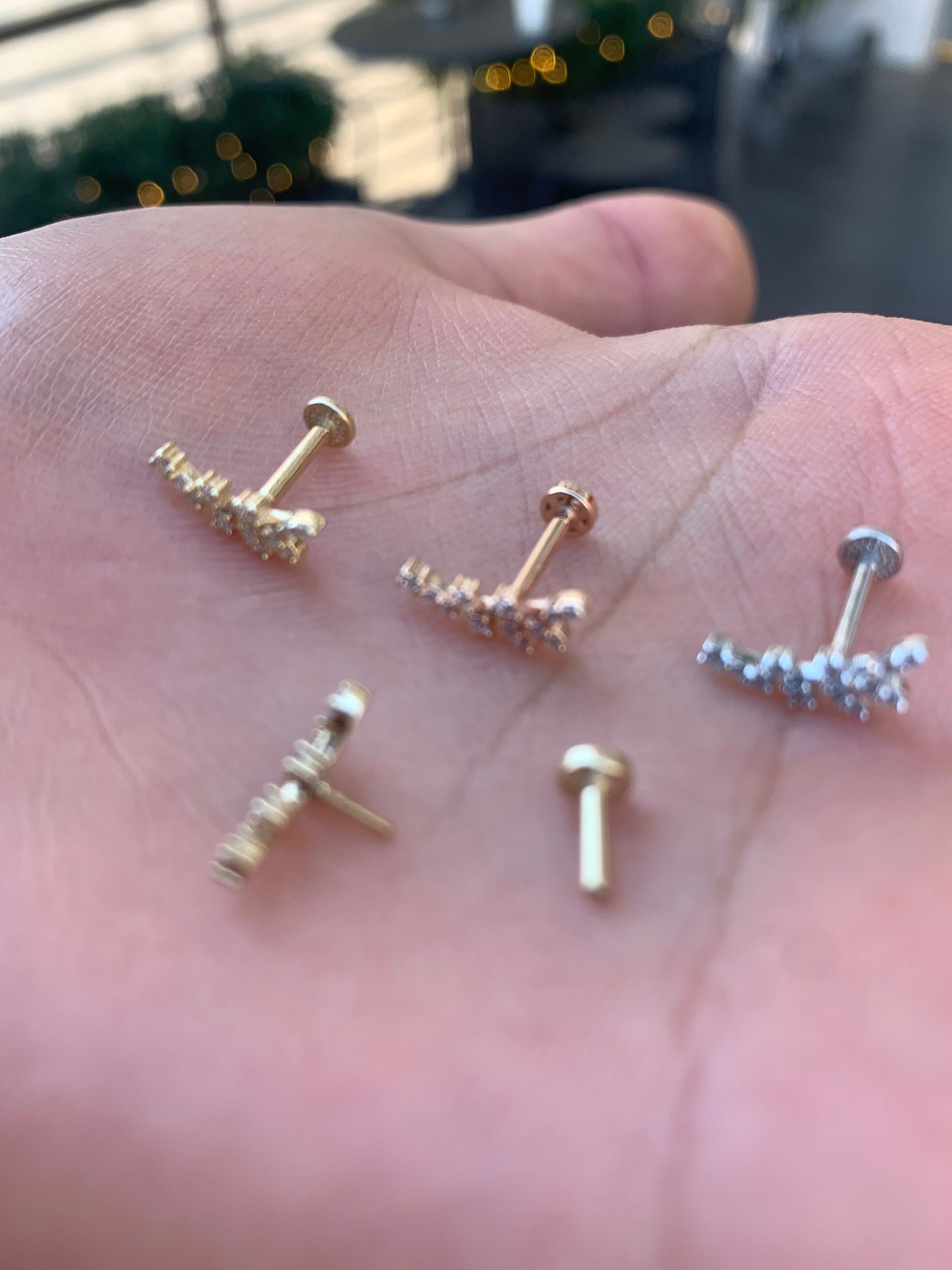 Goudkleurige bijoux oorbellen met steentje | -NL